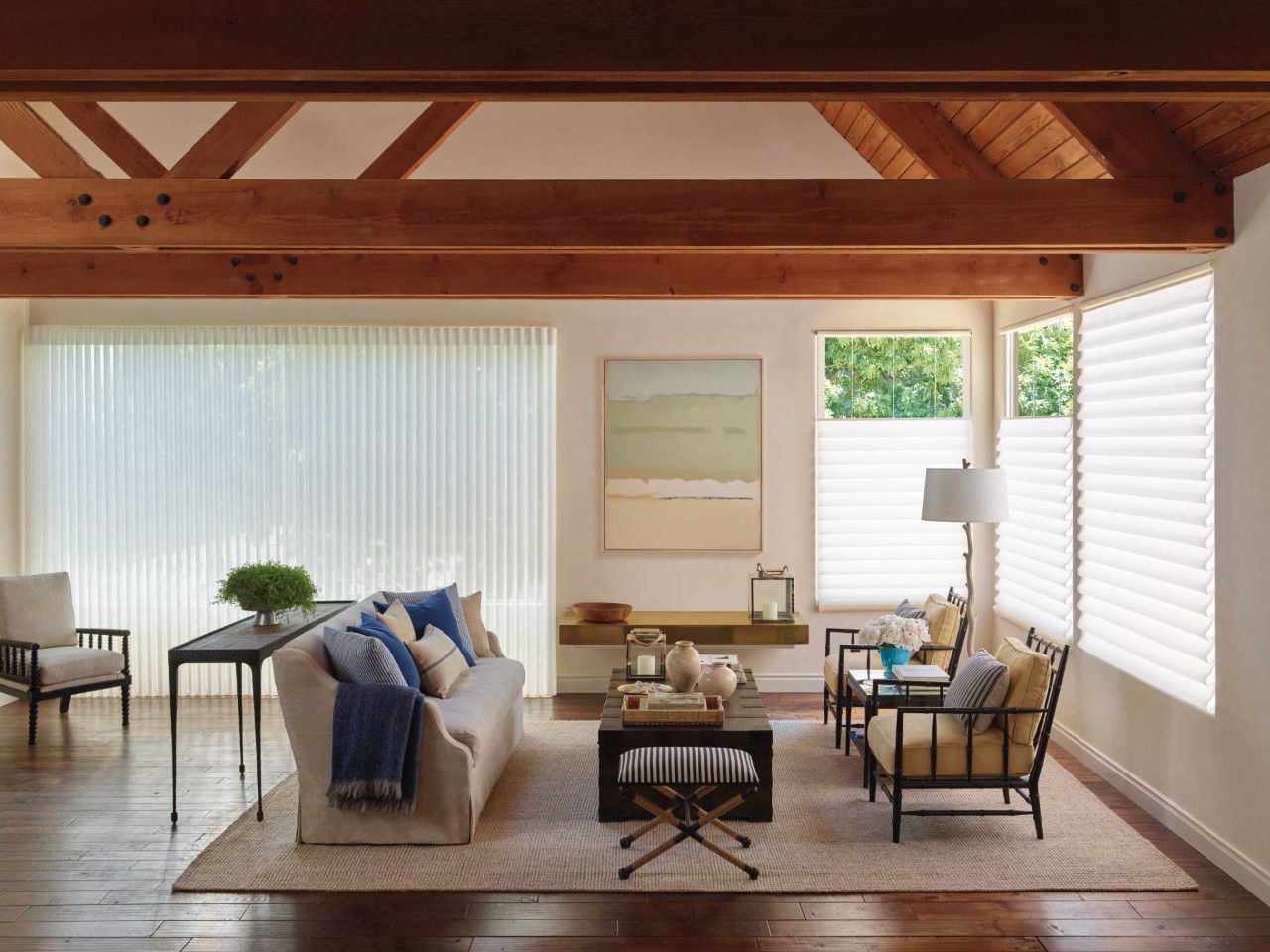 Hunter Douglas Vignette® Roman Shades near Bloomington, Illinois (IL)